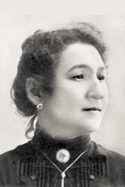 Lyubov Linytska backdrop