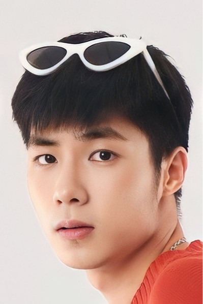 Tanakorn Tiyanont backdrop