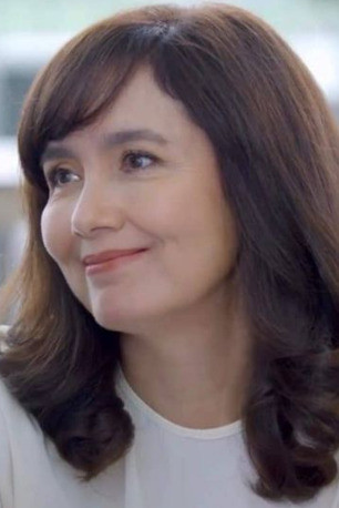 Vannisa Sriwichian backdrop