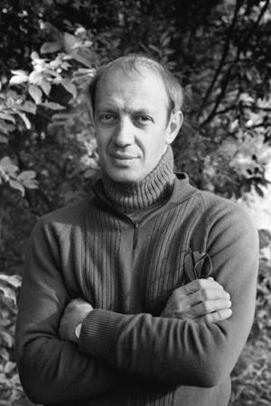 Ilya Averbakh backdrop