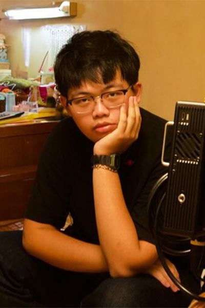 Sheng-Tsung Hsu backdrop