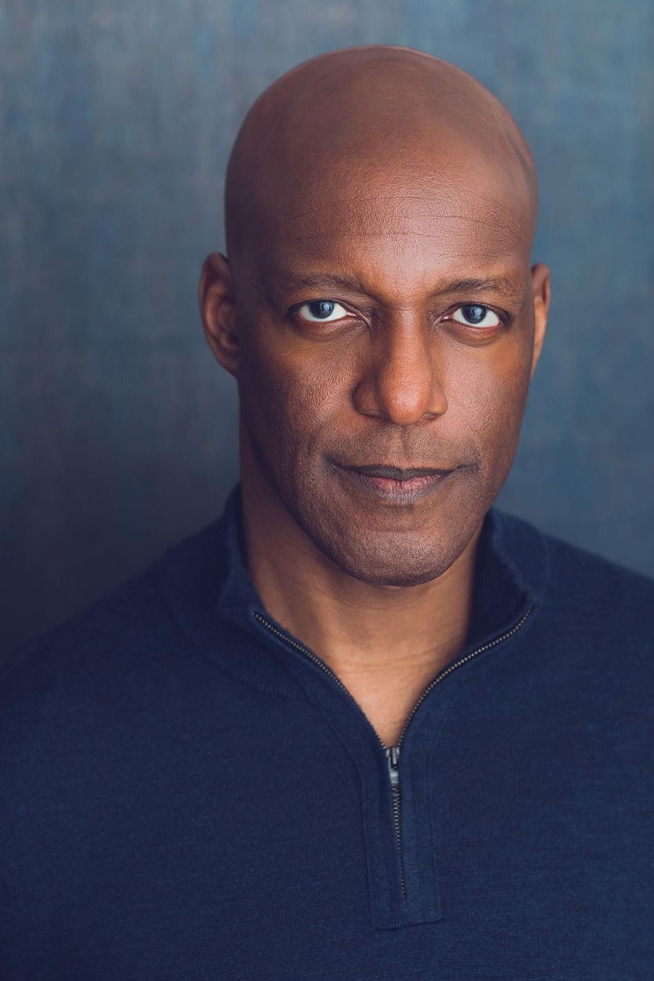 Charles Leonus backdrop