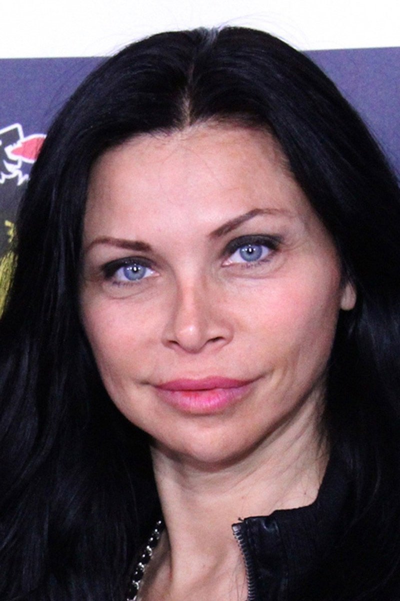 Sofia Shinas backdrop