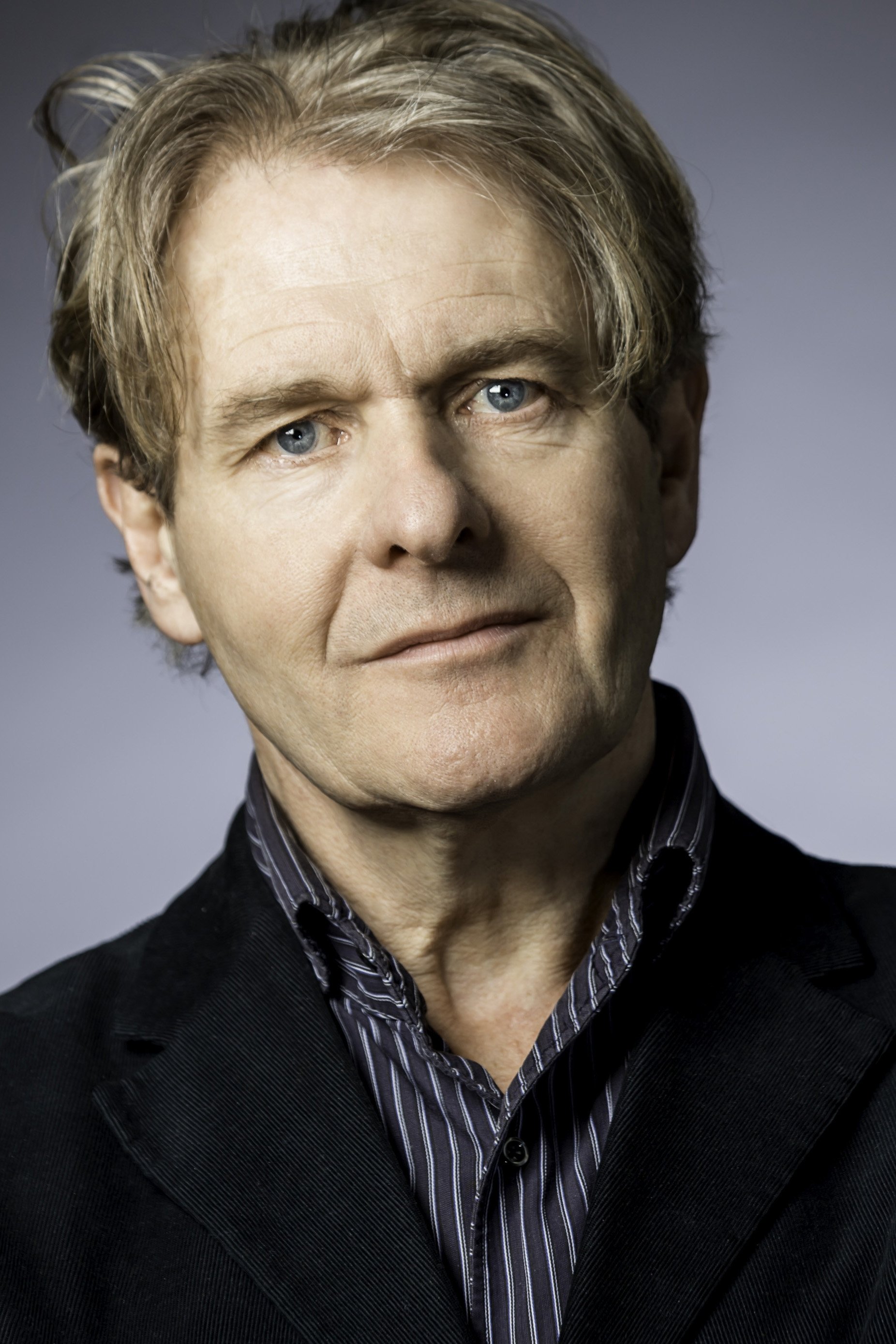Robert Bathurst backdrop