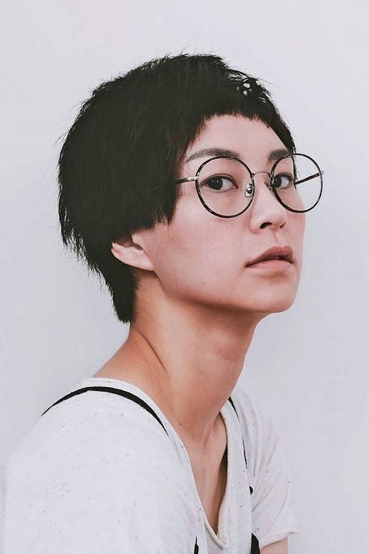 Wing Cheung Wing-Yin backdrop