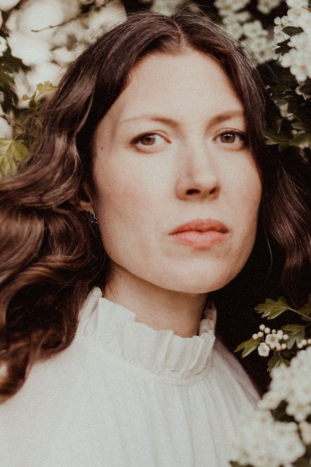 Alela Diane backdrop