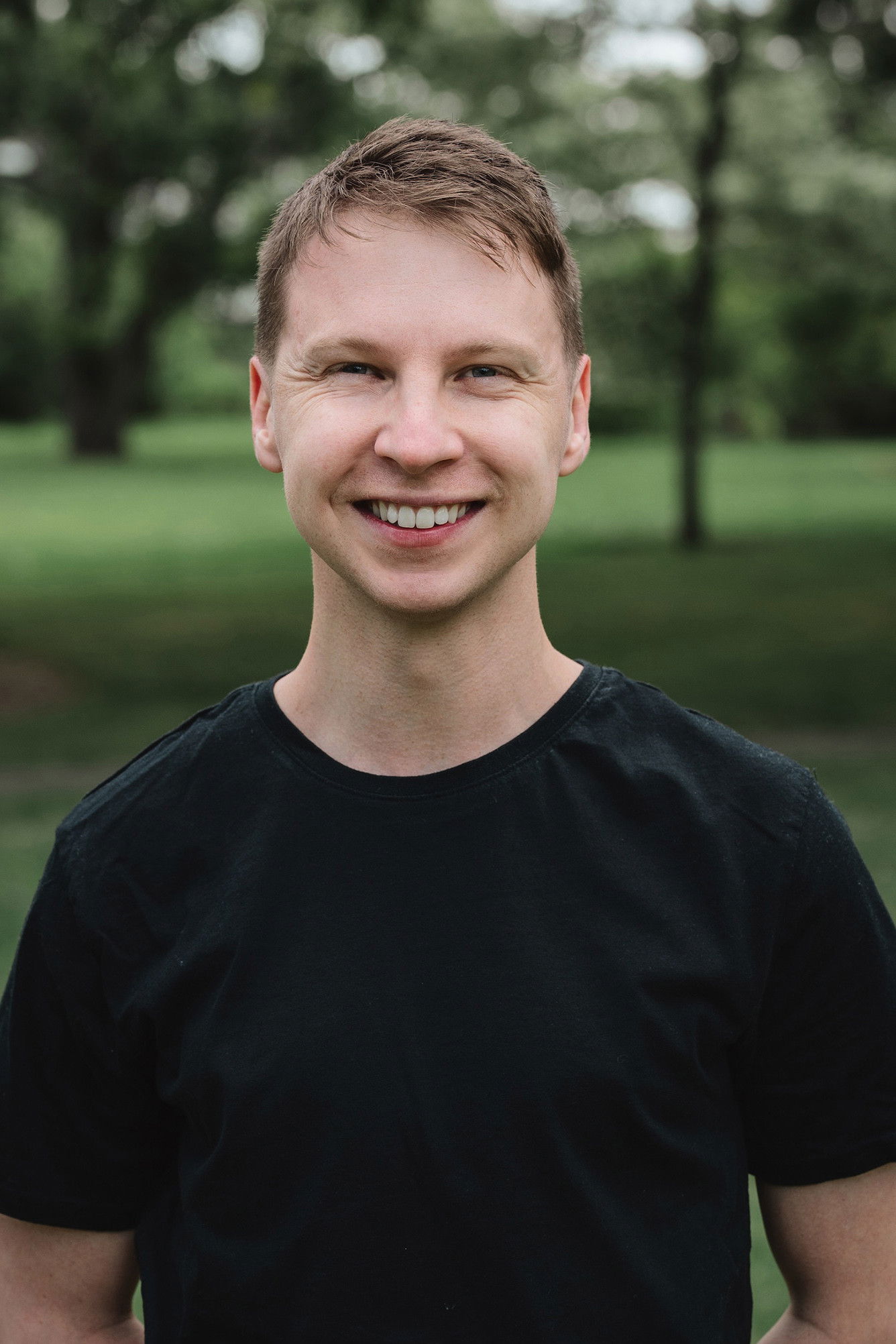 Alex Gilbert backdrop