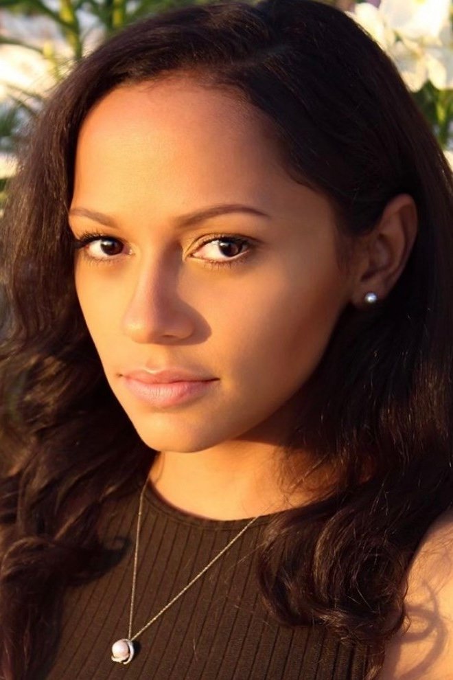 Tenisë Farija backdrop