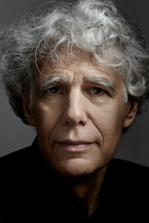 Thomas Hauser backdrop