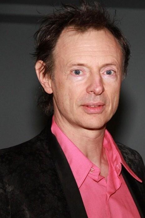 Dominique Abel backdrop