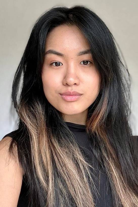 Anna Ridwan backdrop