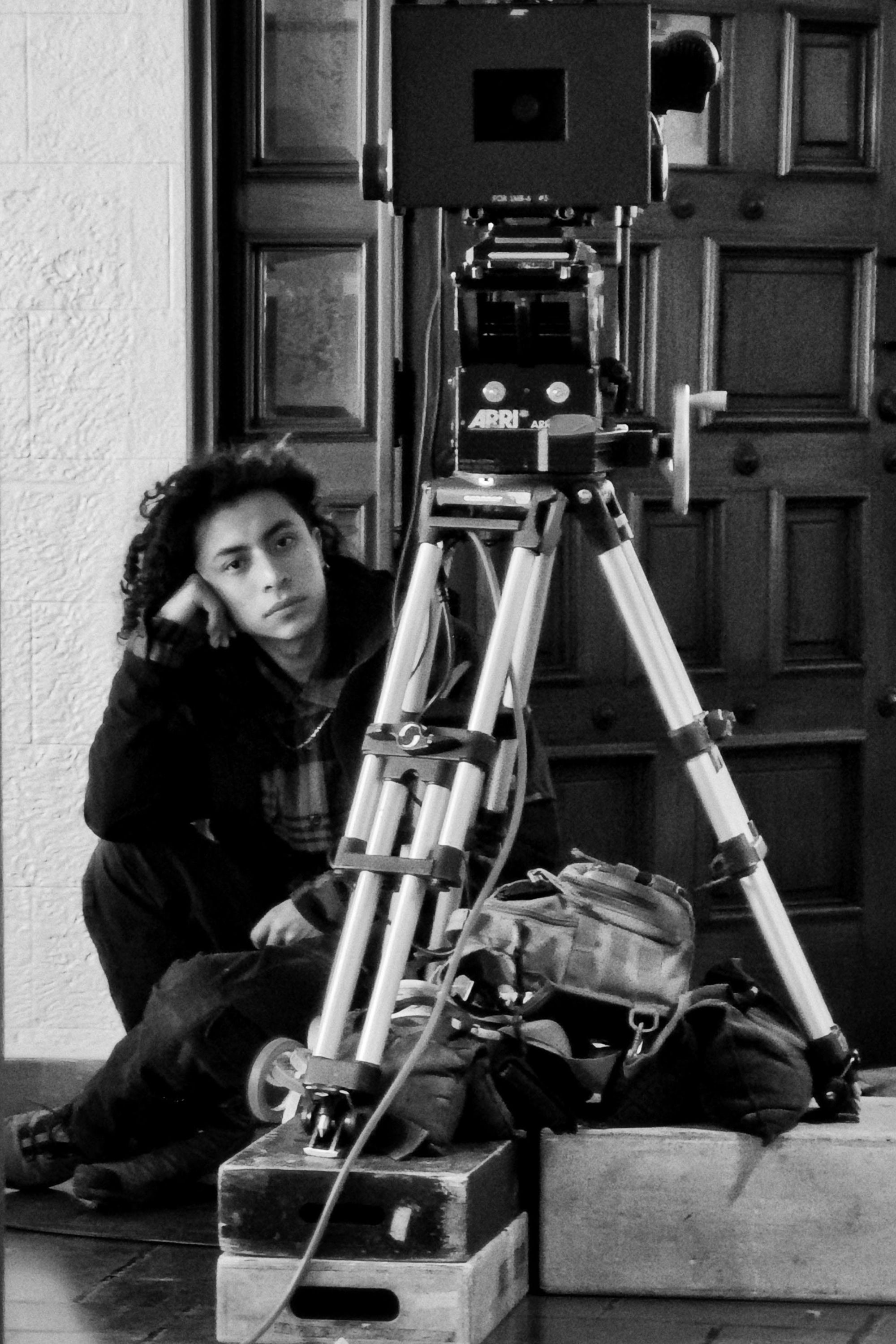 Fernando Hilerio backdrop