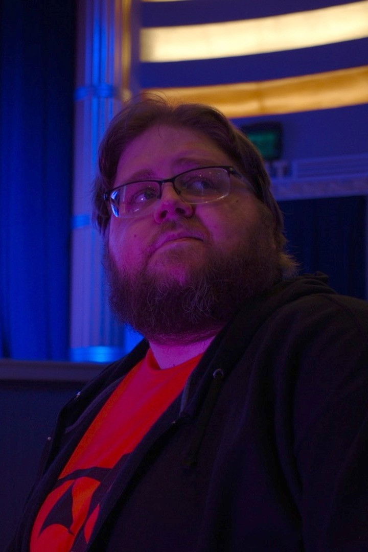 Brett Wright backdrop