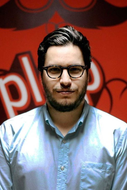 Juan Ravell backdrop