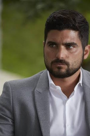 Oshri Cohen backdrop