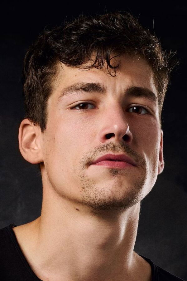 Max Gehrlinger backdrop