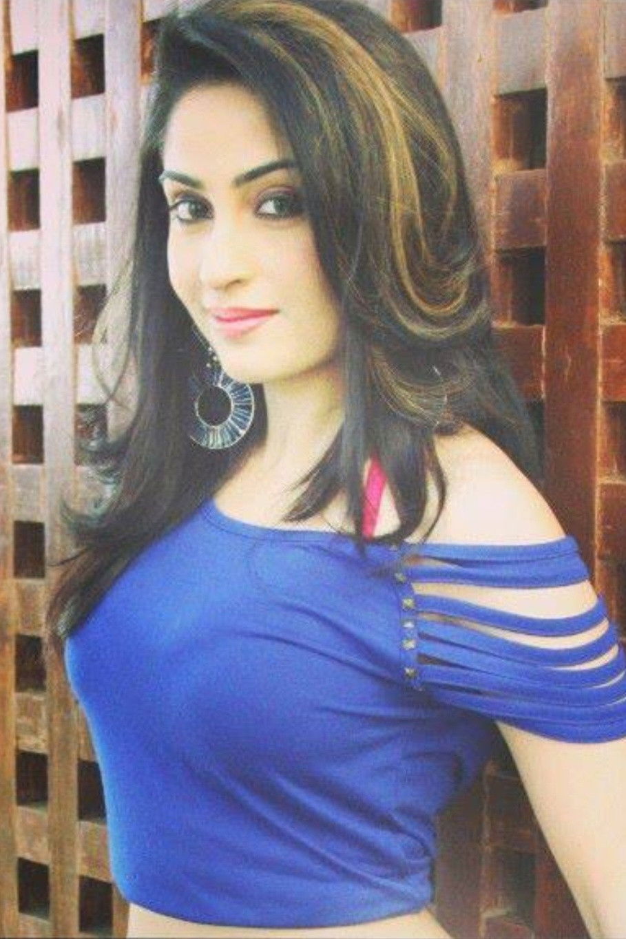 Aishwarya Nag backdrop