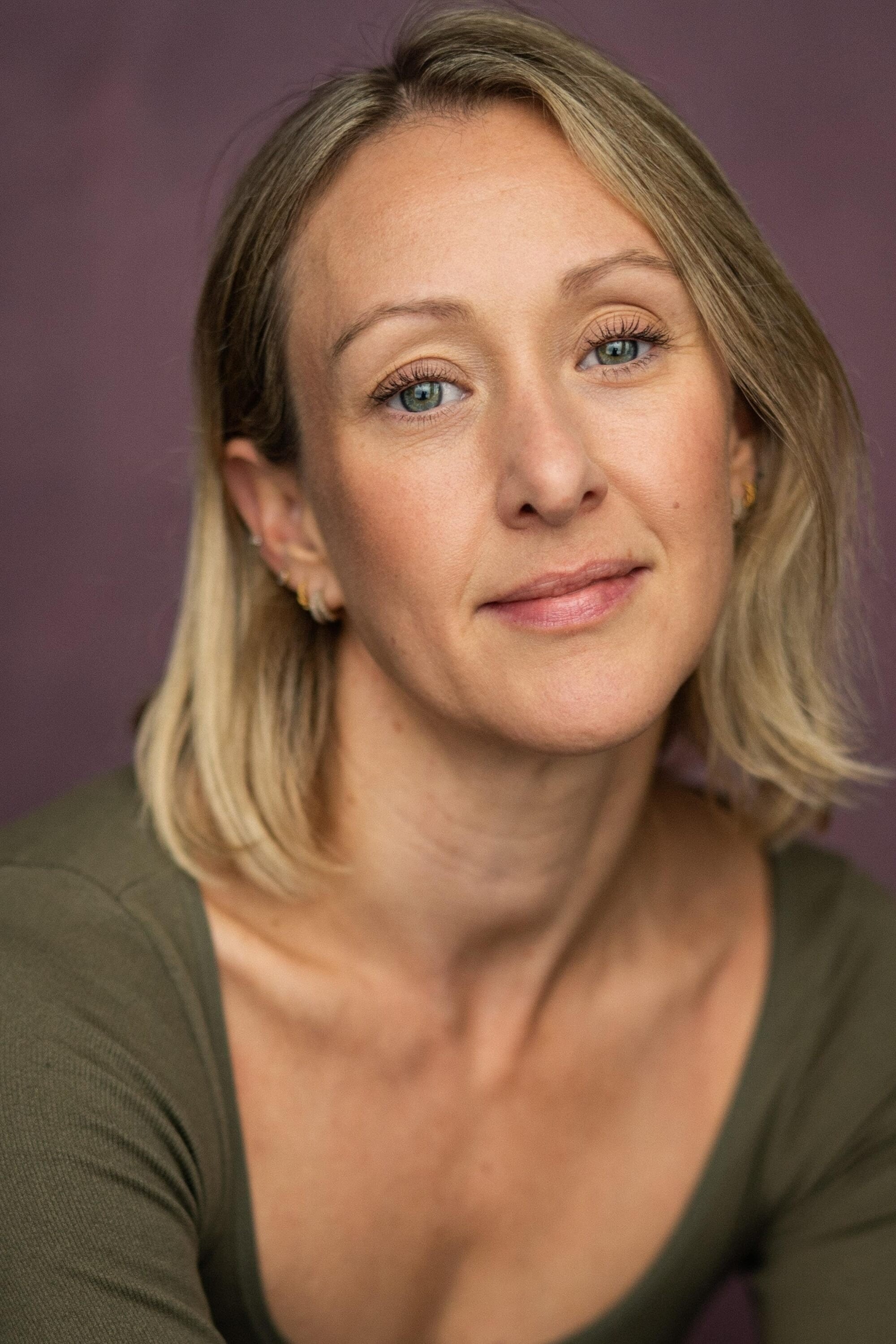 Shelly Bentley backdrop