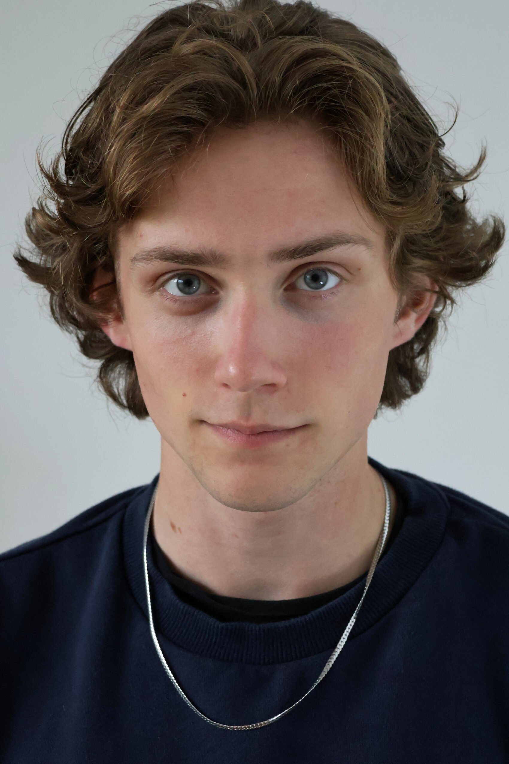 Fedja Louman backdrop