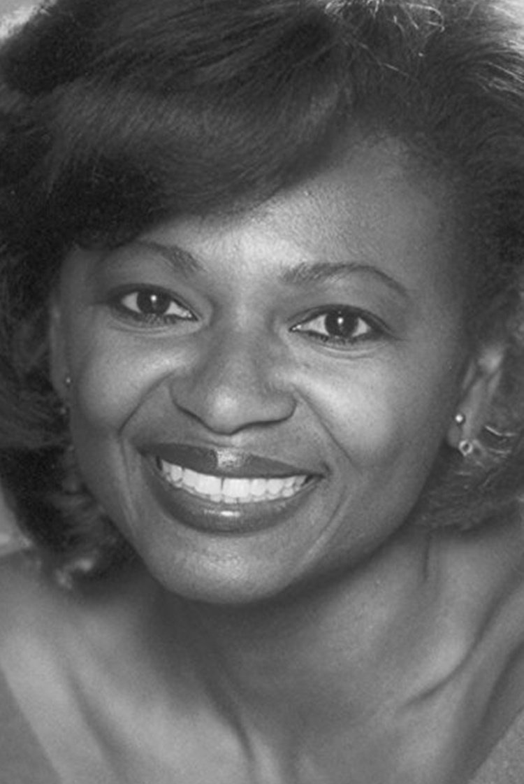 Darvin Karsën backdrop