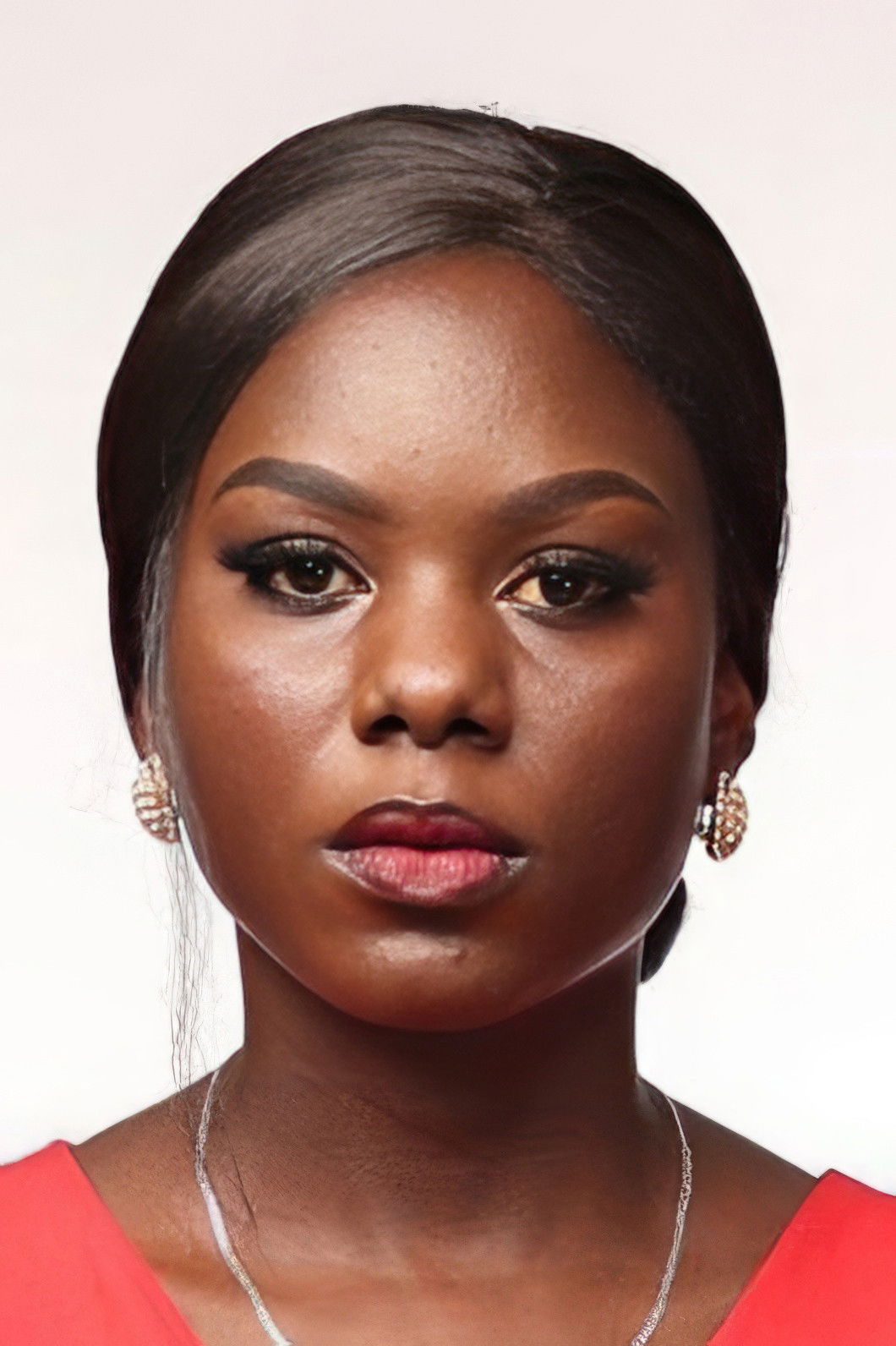 Linah Sande backdrop