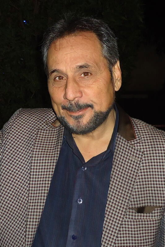 Majid Ghannad backdrop