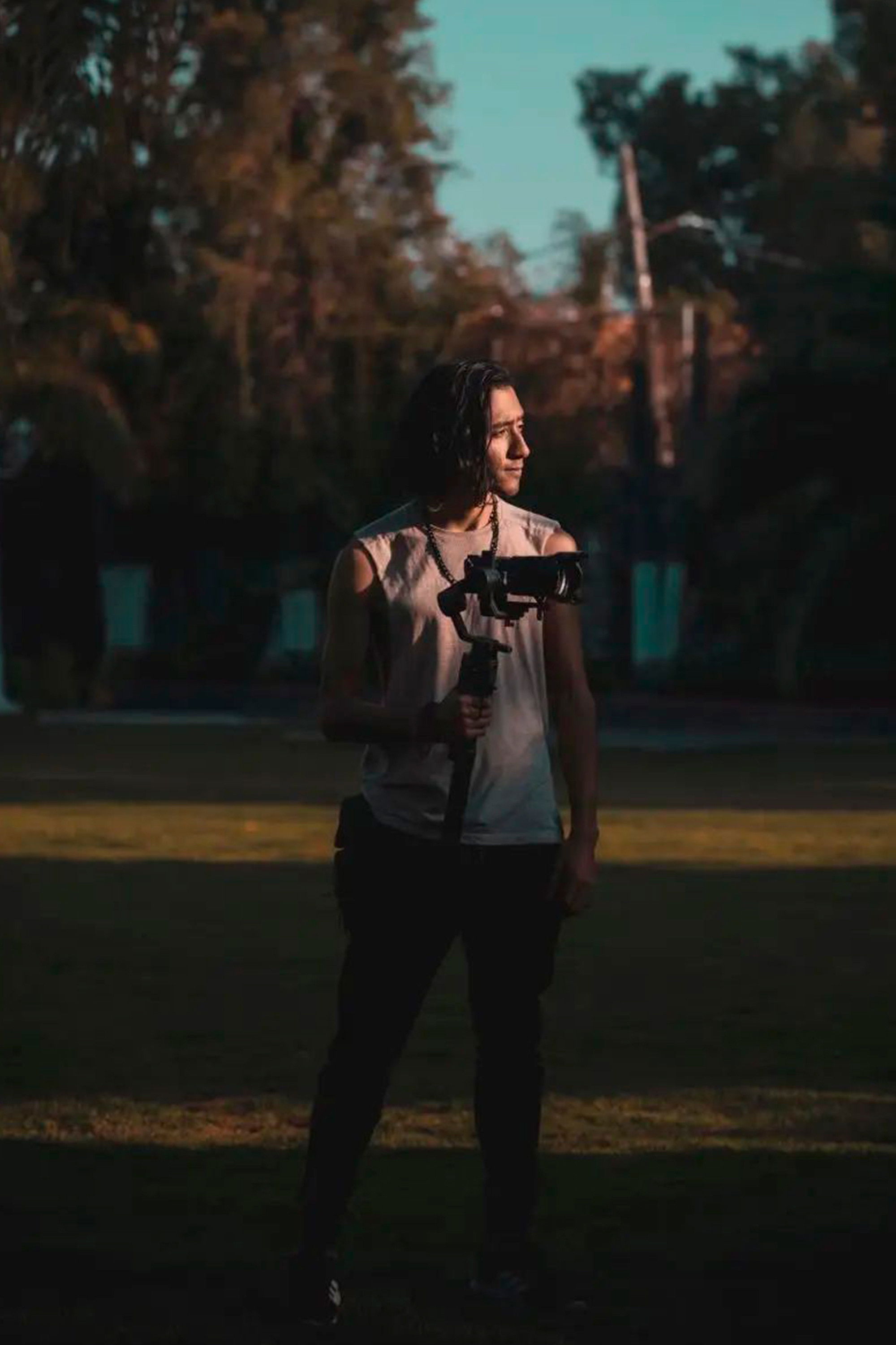 Luis Javier Feria Prado backdrop