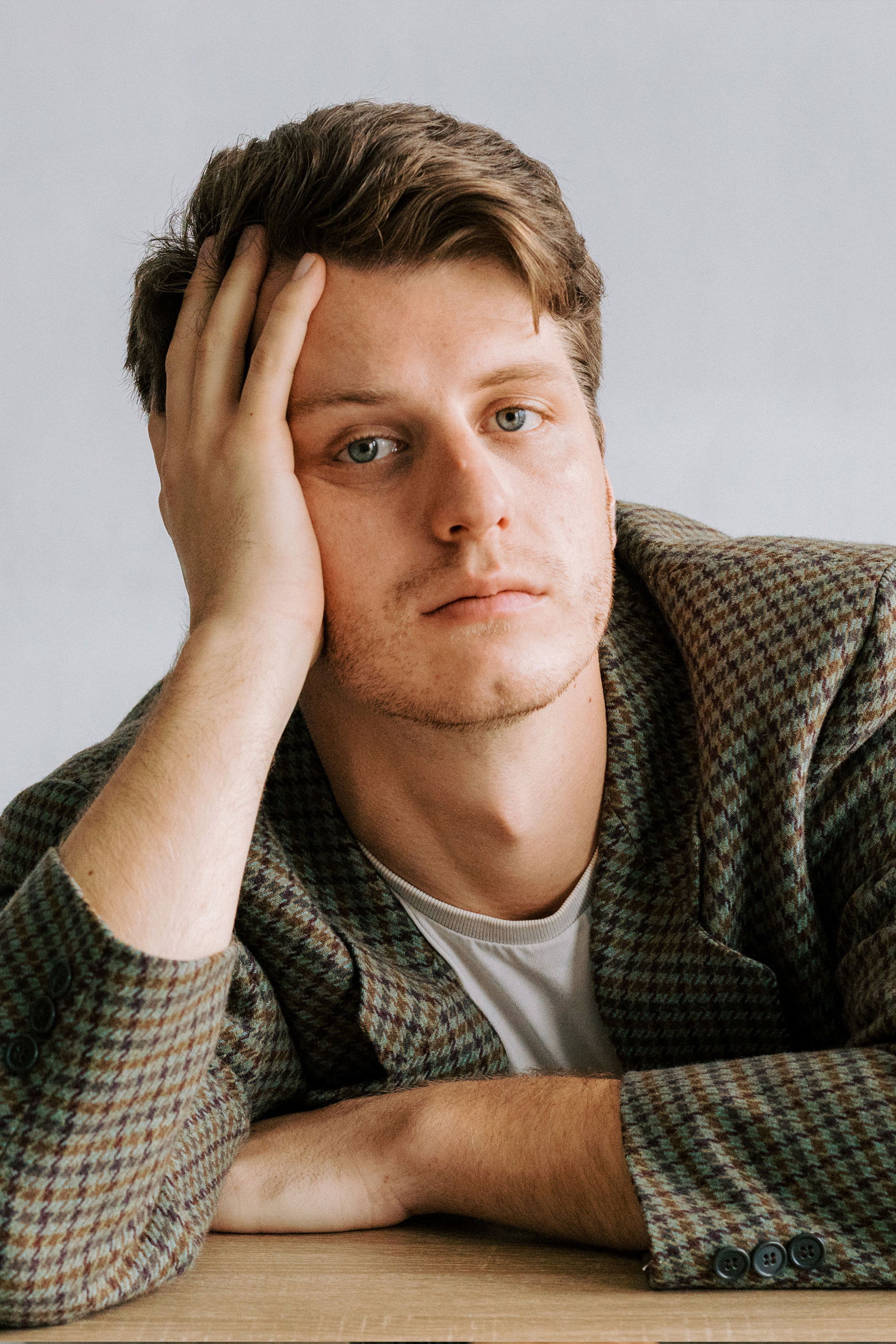 Nitya López backdrop