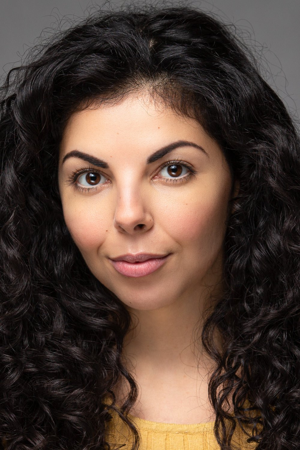 Ibbi El Hani backdrop