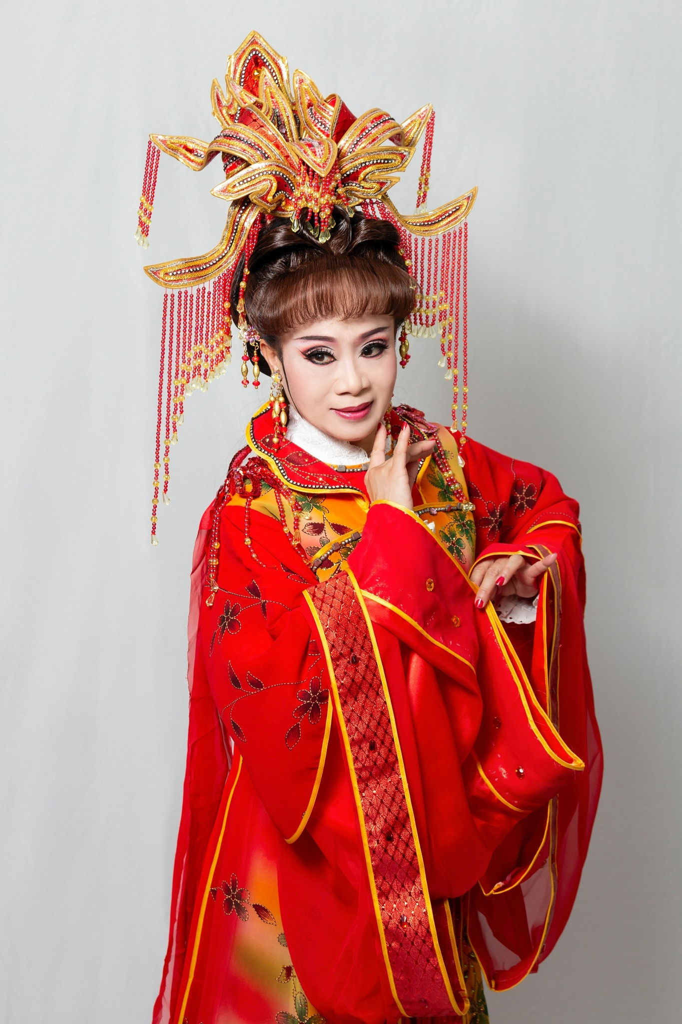 Ching-Erh Li backdrop