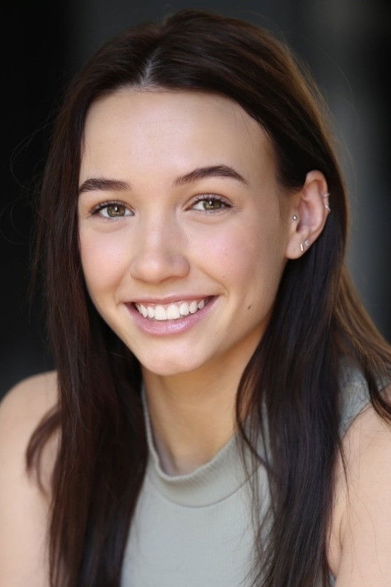 Tyneak Hellings backdrop