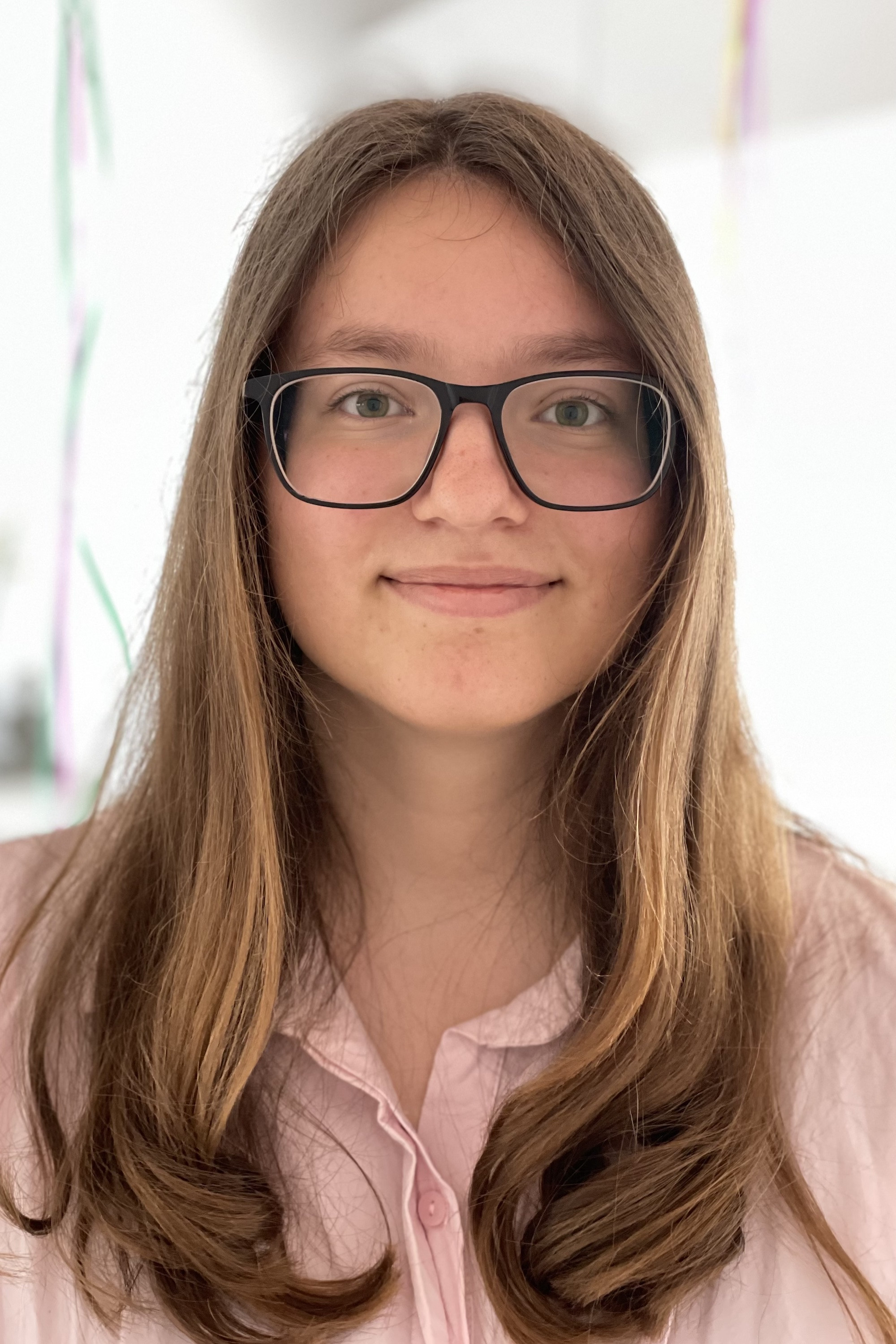 Aleksandra Kraft backdrop