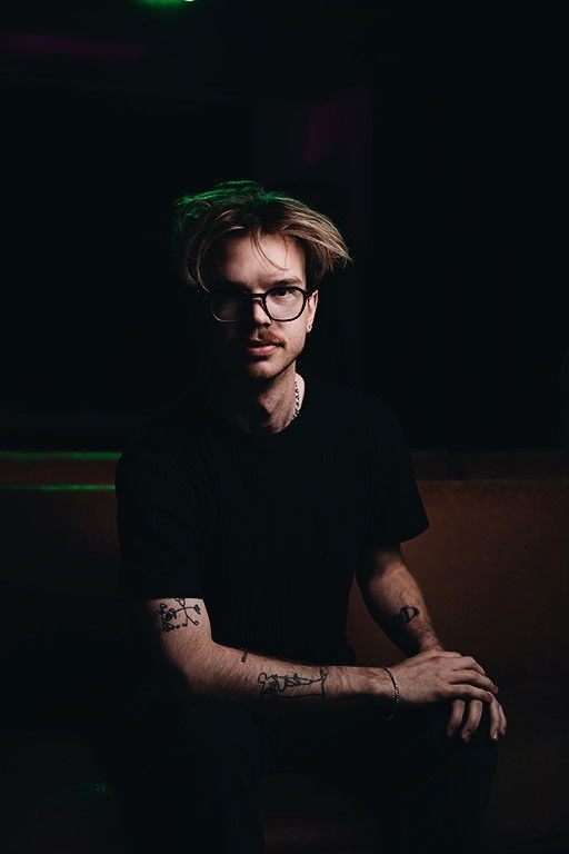 Nico Lavachek backdrop