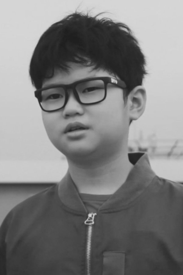 Ferdinand Mirkovic Dave backdrop