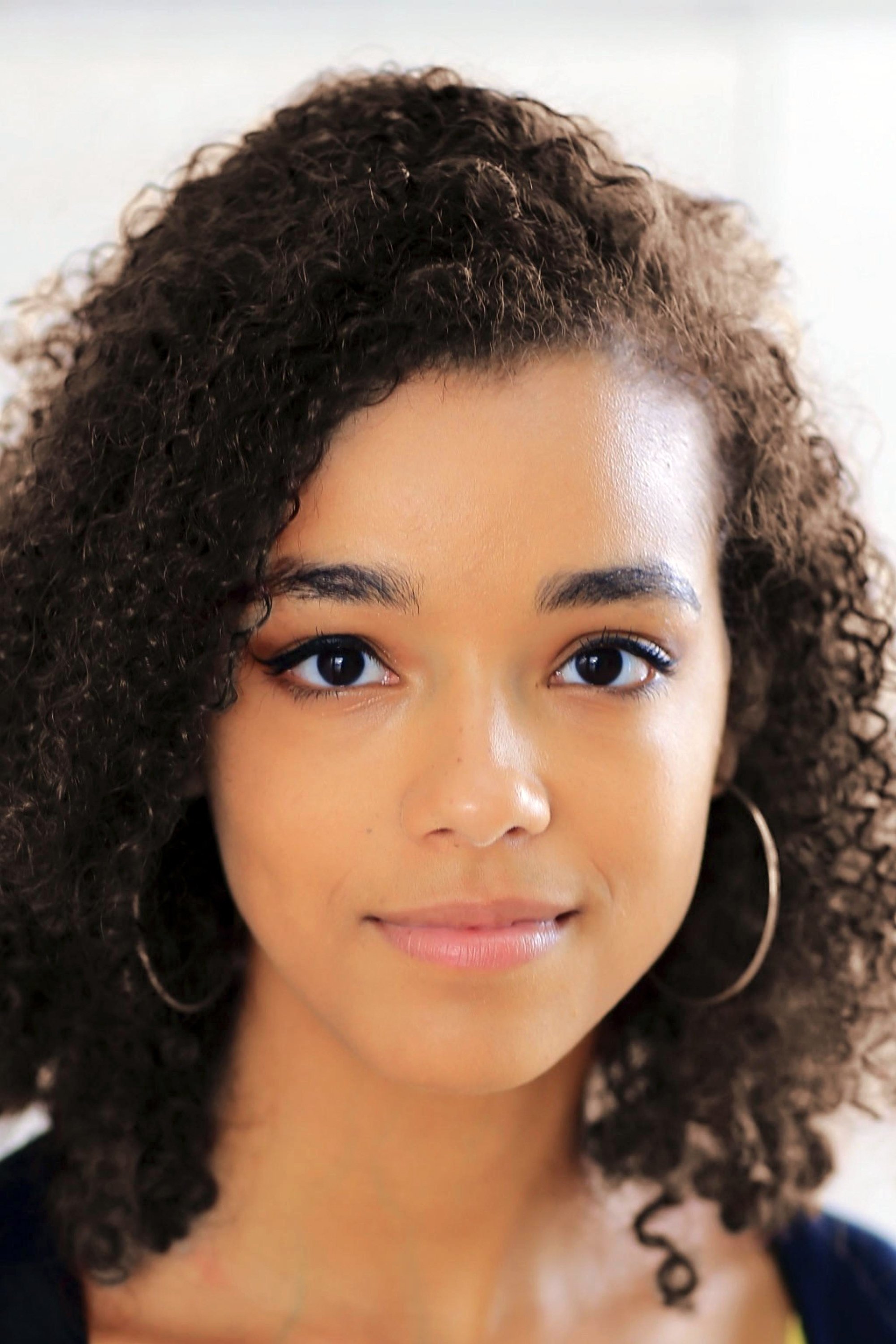 Maya Schnake backdrop