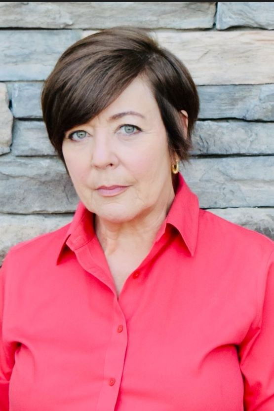 Paloma Morales backdrop