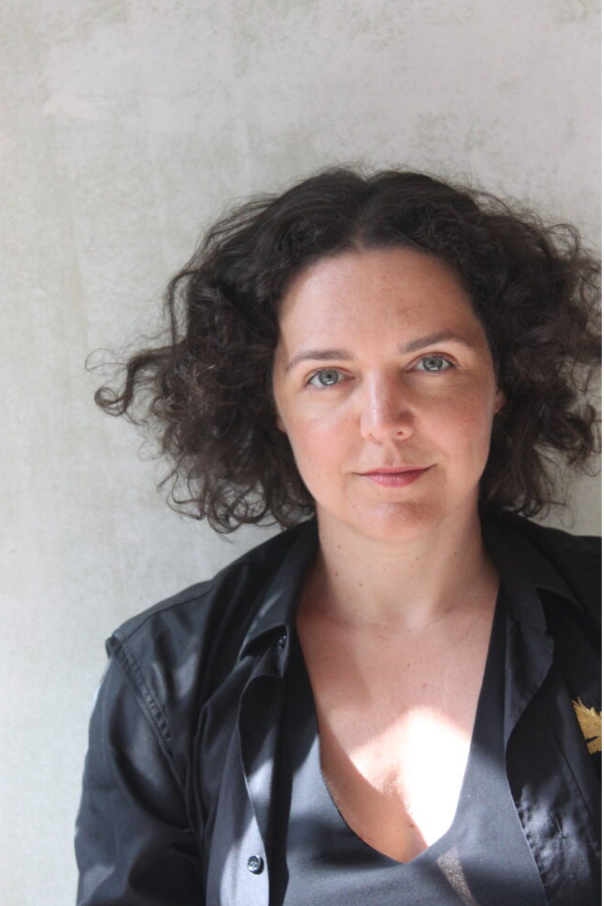 Camila Rhodi backdrop