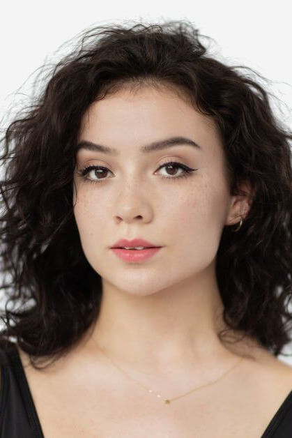 Shaelynn Estrada backdrop