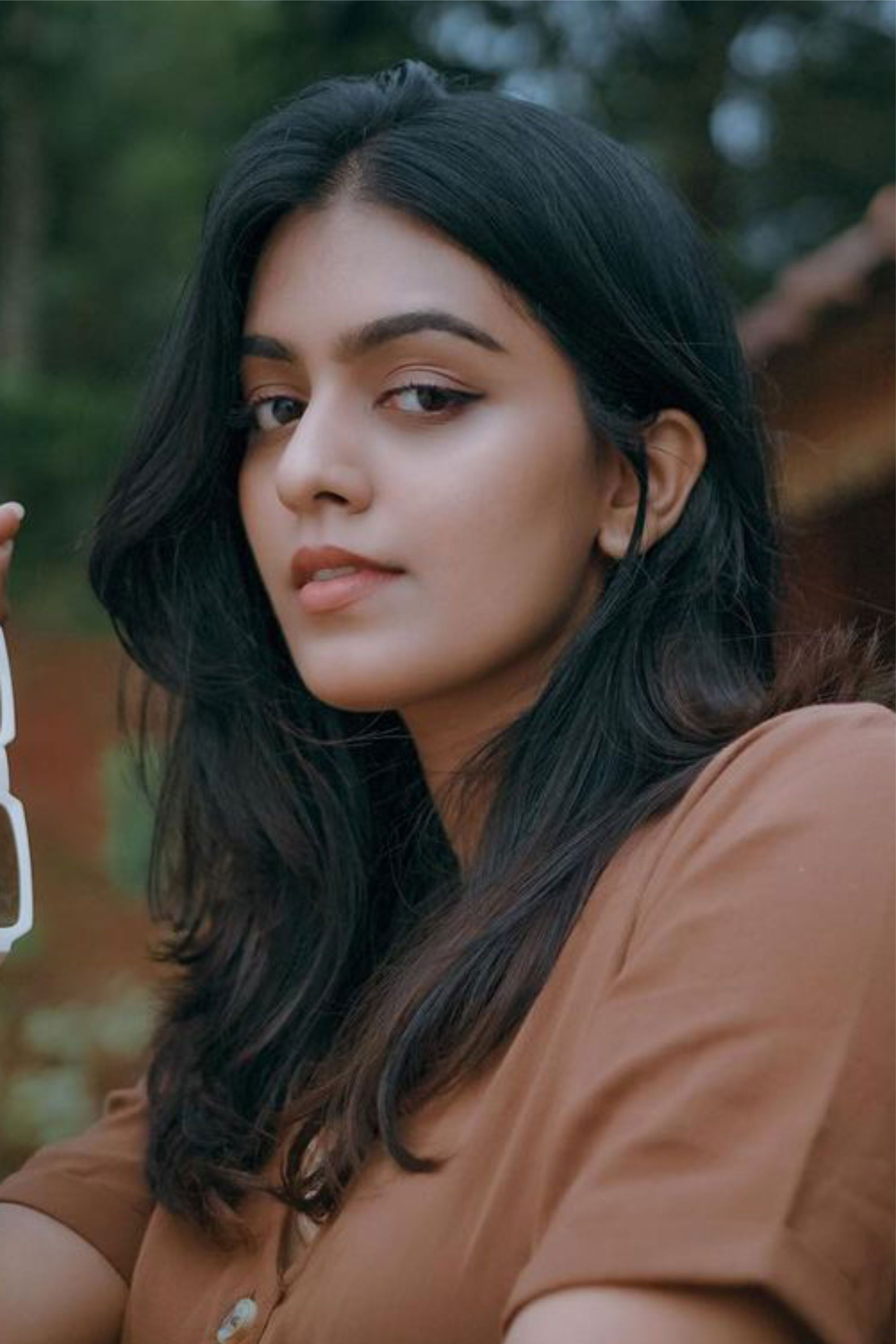 Ansha Mohan backdrop