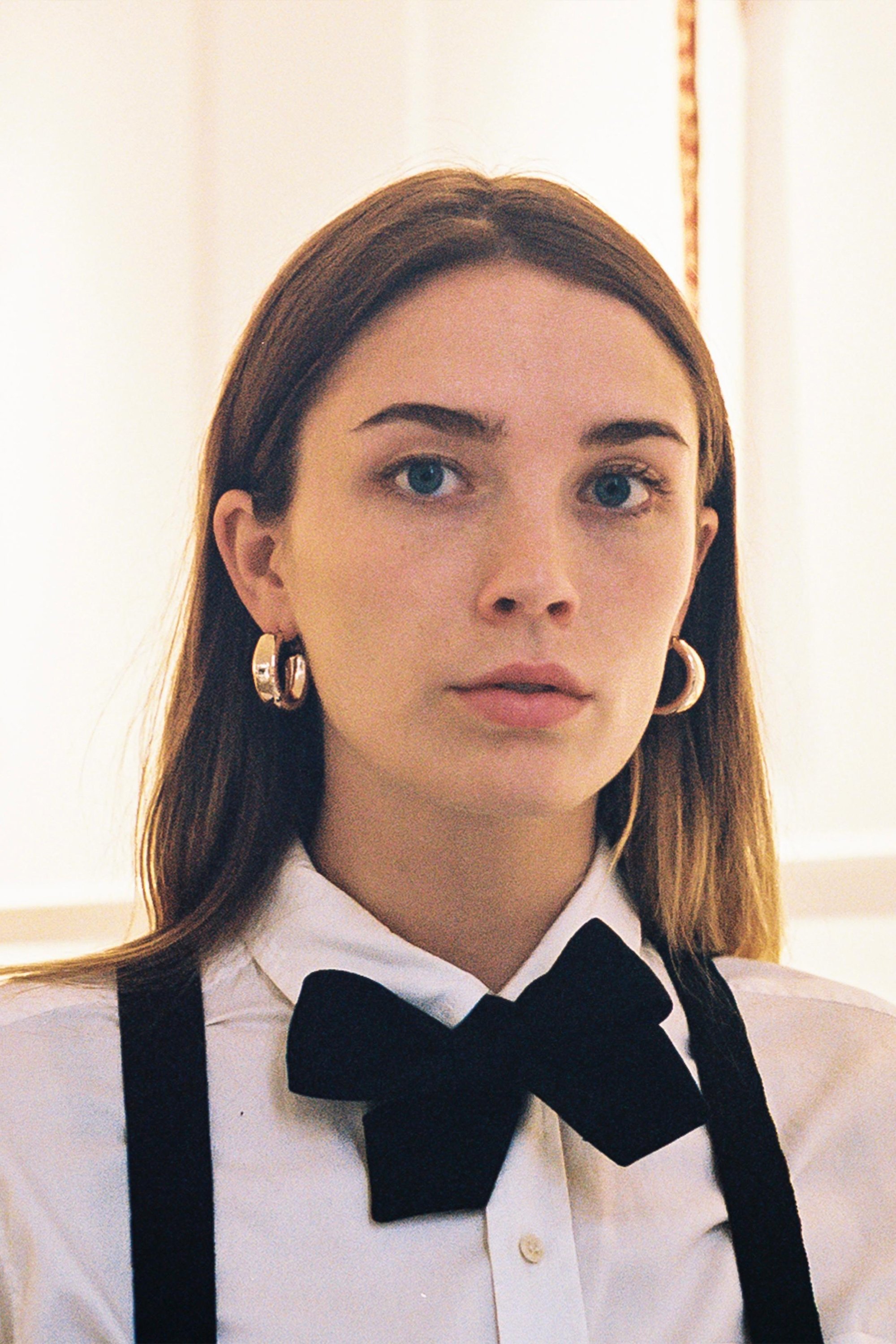 Molly Longwell backdrop