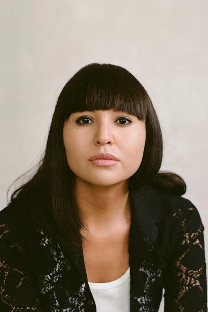 Nizhonniya Austin backdrop