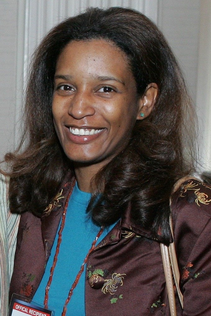 Helena Echegoyen backdrop