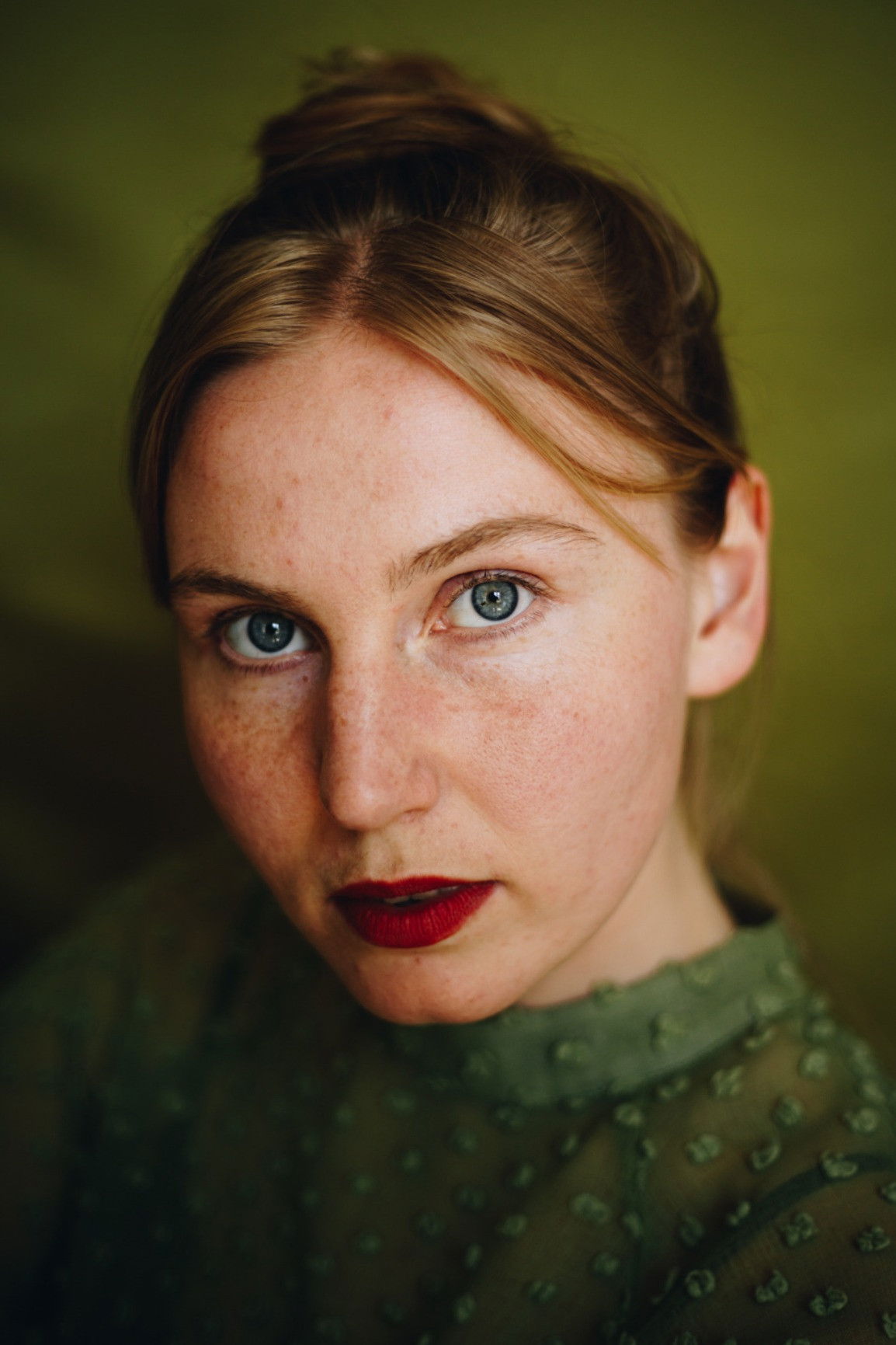 Liisbeth Kala backdrop