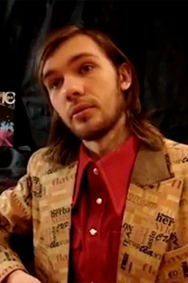 Leon Torgashev backdrop