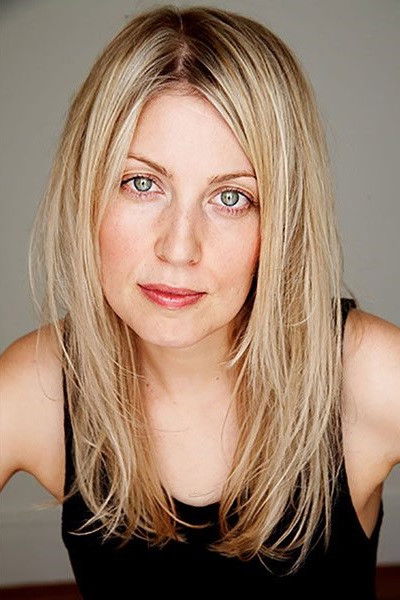 Amber Virtue backdrop