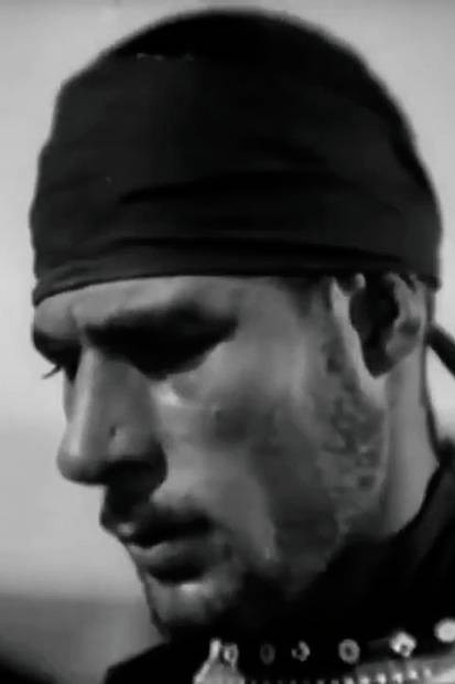 Siko Vachnadze backdrop