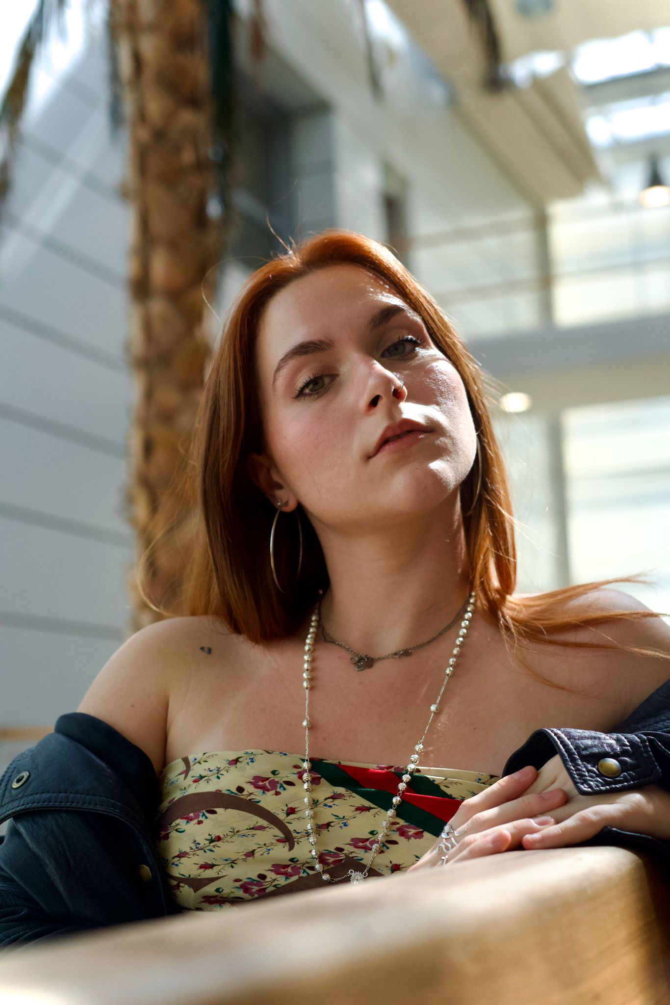 Claudia López backdrop