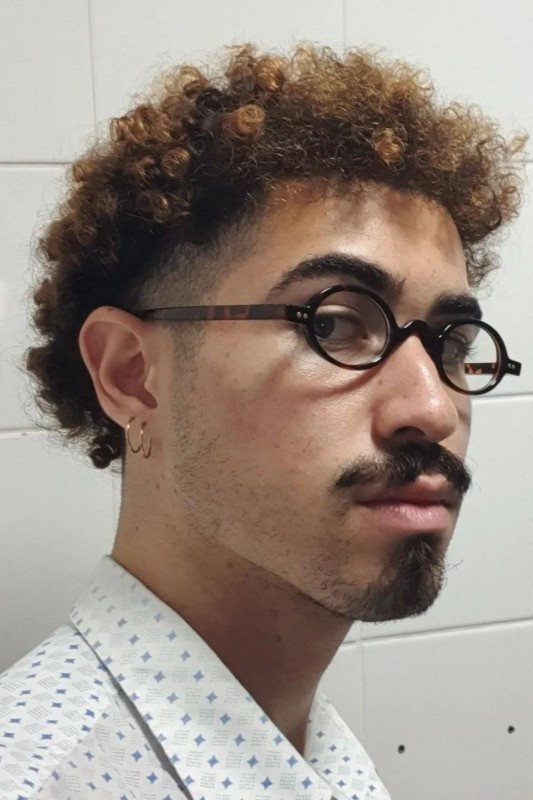 Fábio de Cácia backdrop