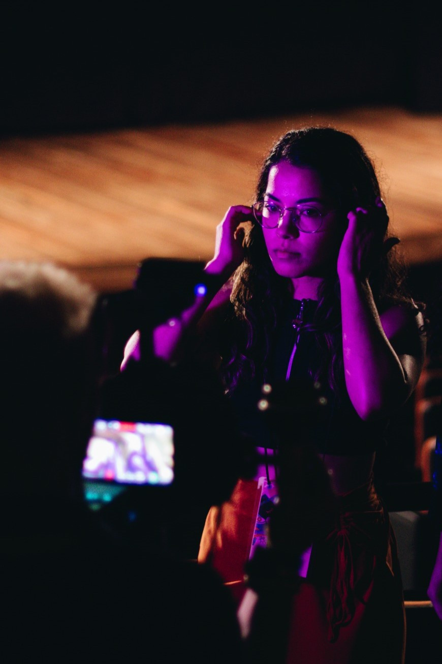 Tainá Varandas backdrop