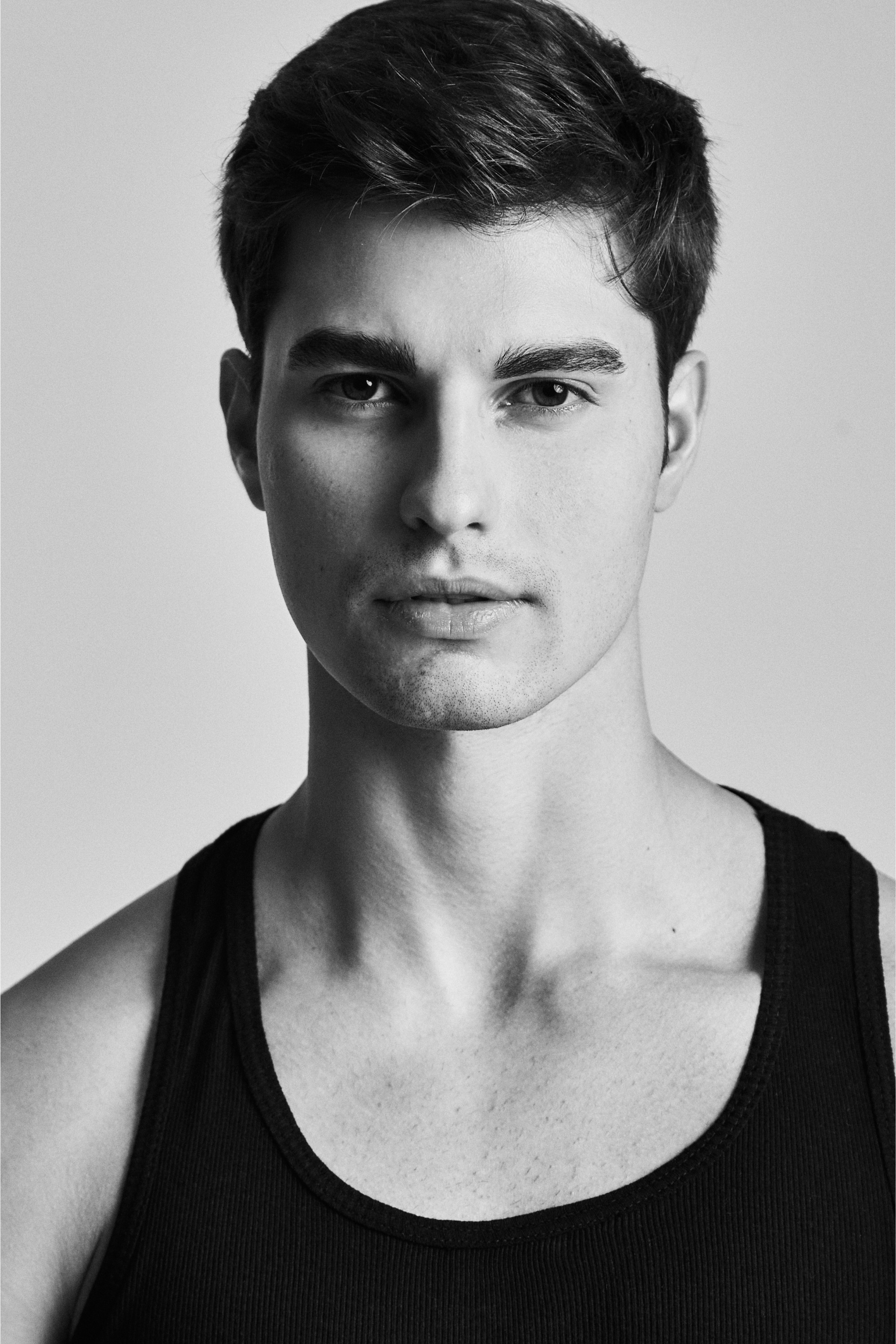 Hugo Affonso backdrop